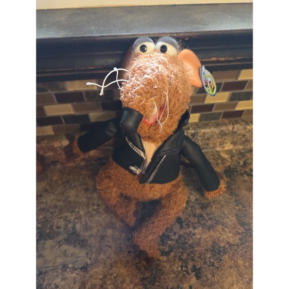 Rizzo the Rat Muppets Jim Henson Plush in Biker Jacket Nanco NWT